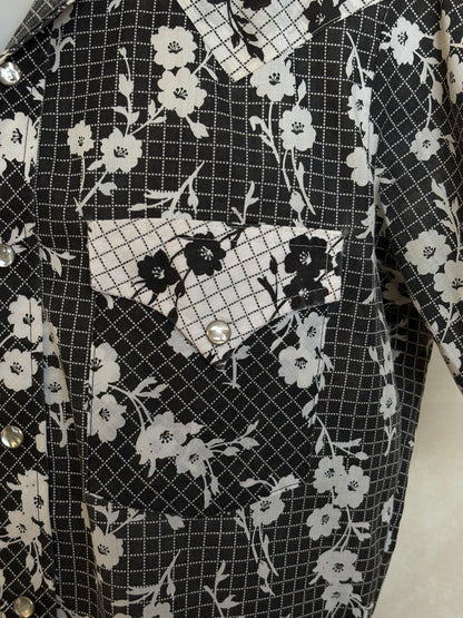 Size M. Authentic 70’s Ely Plain Western Shirt — Vintage Print-AJ357 Studio