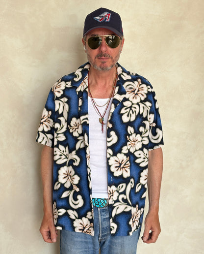 Size Youth XL . Vintage 80s Hawaiian cotton shirt made by RJC-AJ357 Studio