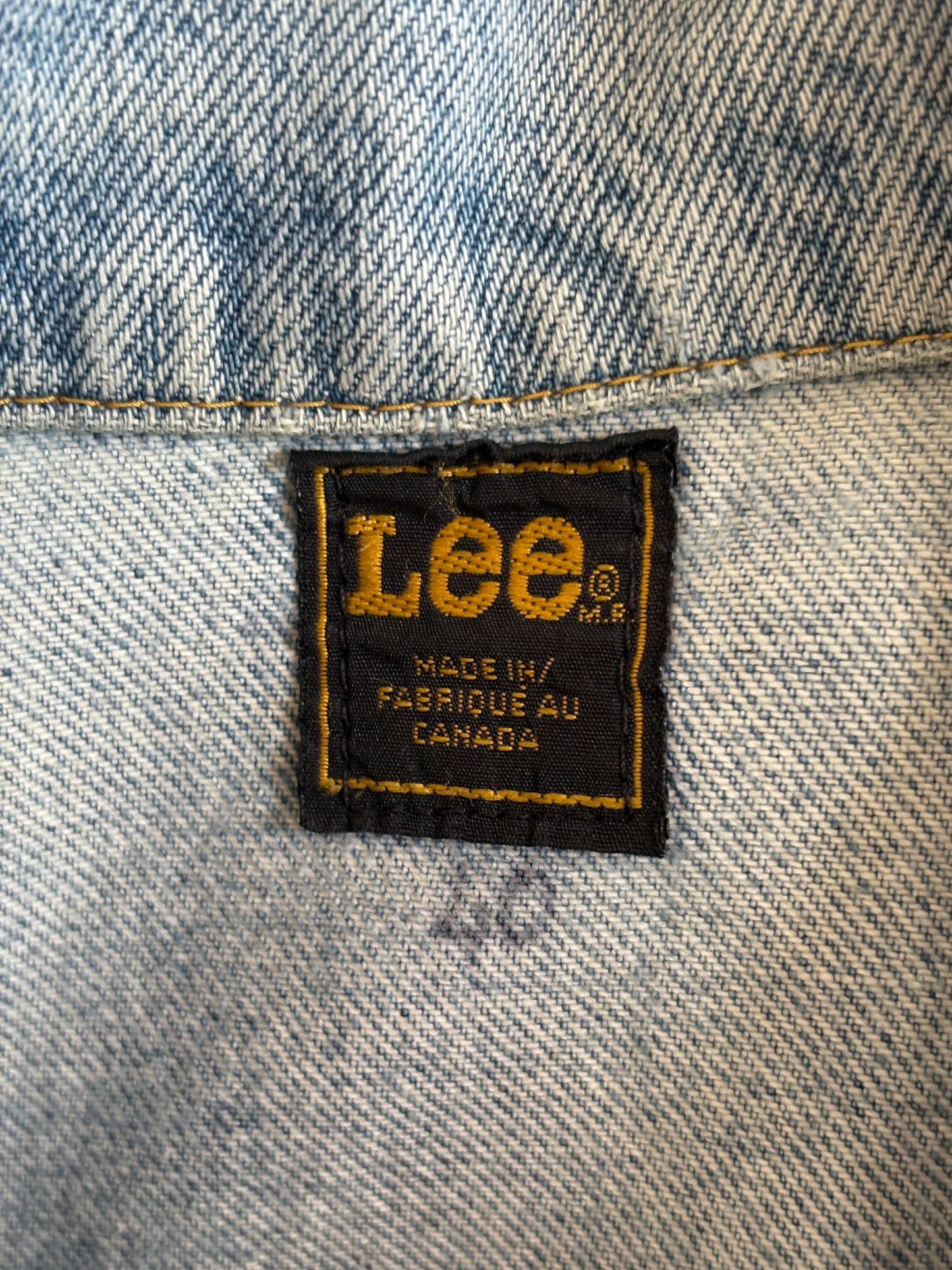 Vintage 80s Lee  Denim Jacket | 2 Pockets | Made in Canada | Size 42US / 52EU