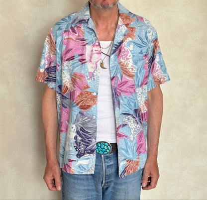 Large. Vintage 80s Hawaiian cotton shirt made by Hilo Hattie in Hawaii-AJ357 Studio