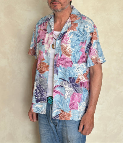Large. Vintage 80s Hawaiian cotton shirt made by Hilo Hattie in Hawaii-AJ357 Studio