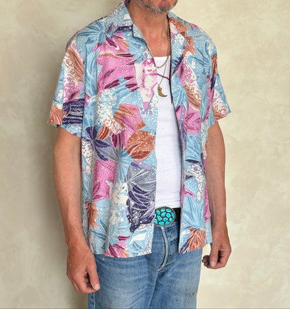 Large. Vintage 80s Hawaiian cotton shirt made by Hilo Hattie in Hawaii-AJ357 Studio