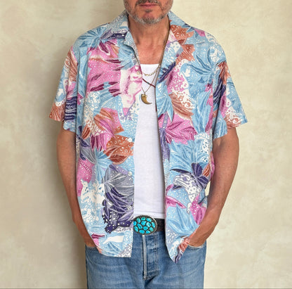 Large. Vintage 80s Hawaiian cotton shirt made by Hilo Hattie in Hawaii-AJ357 Studio