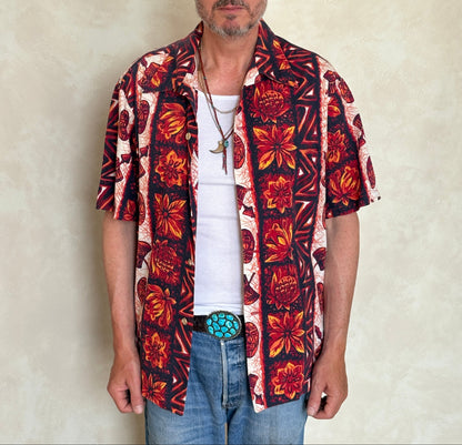 XL. Vintage 70s Hawaiian cotton shirt made in Hawaii by Maikai-AJ357 Studio