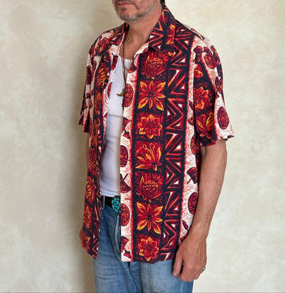 XL. Vintage 70s Hawaiian cotton shirt made in Hawaii by Maikai-AJ357 Studio