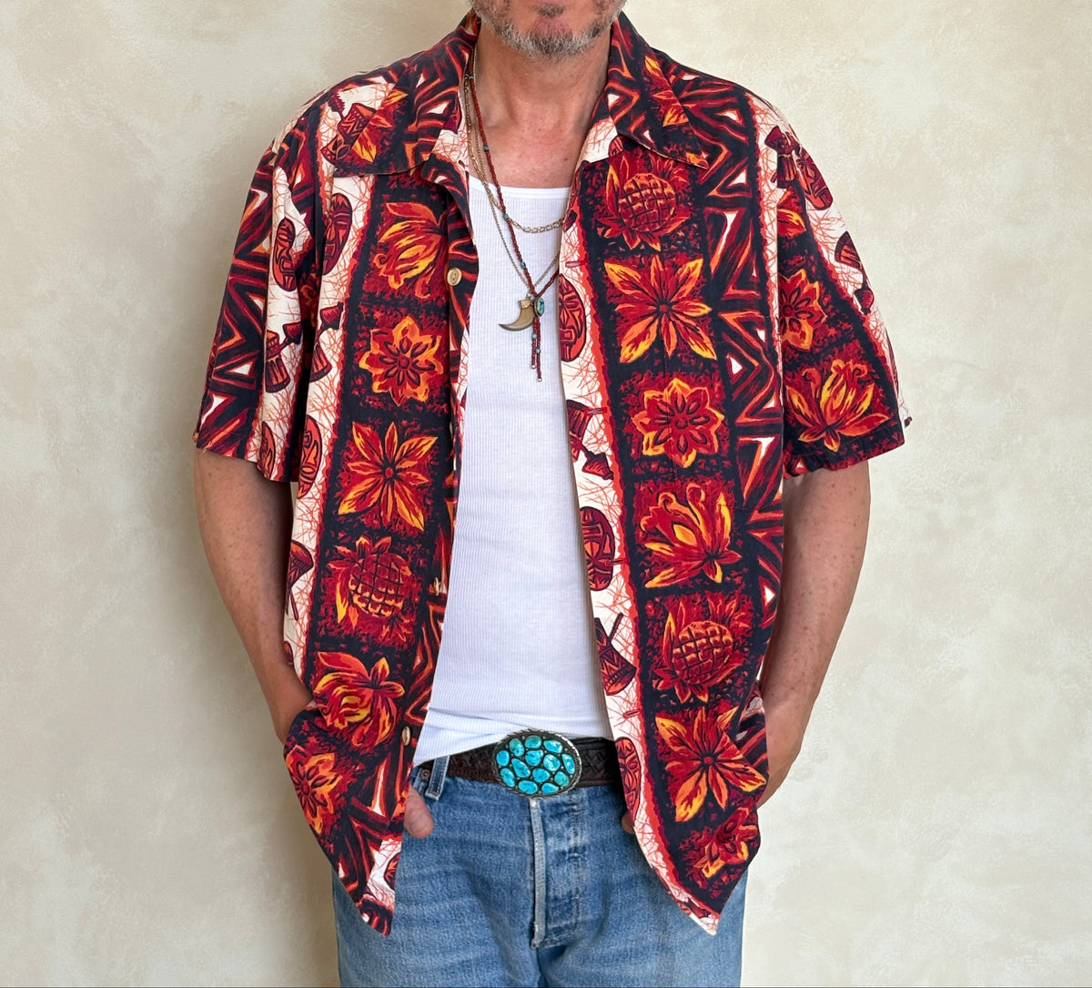 XL. Vintage 70s Hawaiian cotton shirt made in Hawaii by Maikai-AJ357 Studio