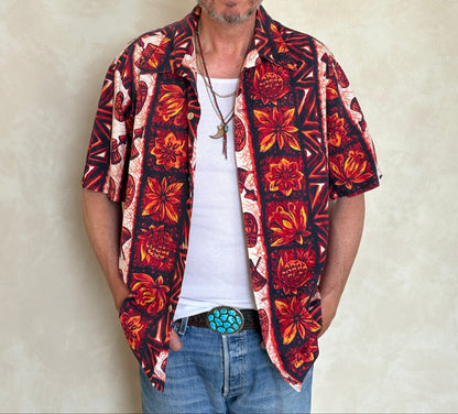 XL. Vintage 70s Hawaiian cotton shirt made in Hawaii by Maikai-AJ357 Studio