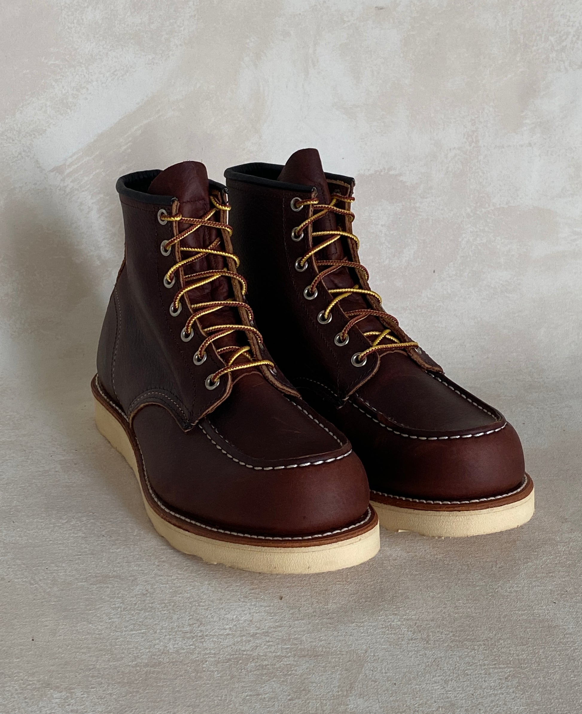 Size 9.5D RW 8138 Moc Toe Boots Made in USA (Seconds) - USA Vintage Bcn