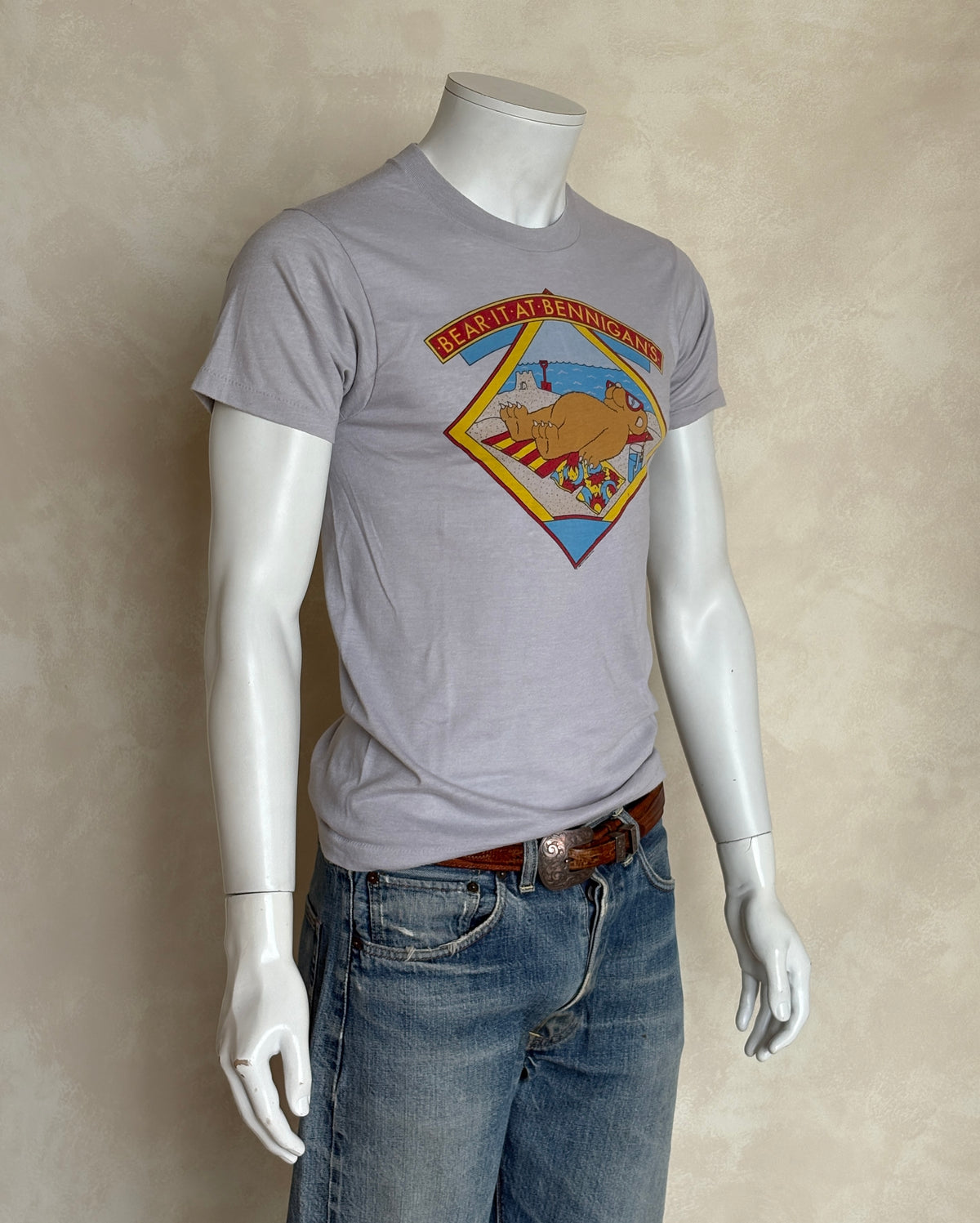 Vintage 80s T-Shirt – Size Small – Made in USA – Classic American Heritage Tee-AJ357 Studio