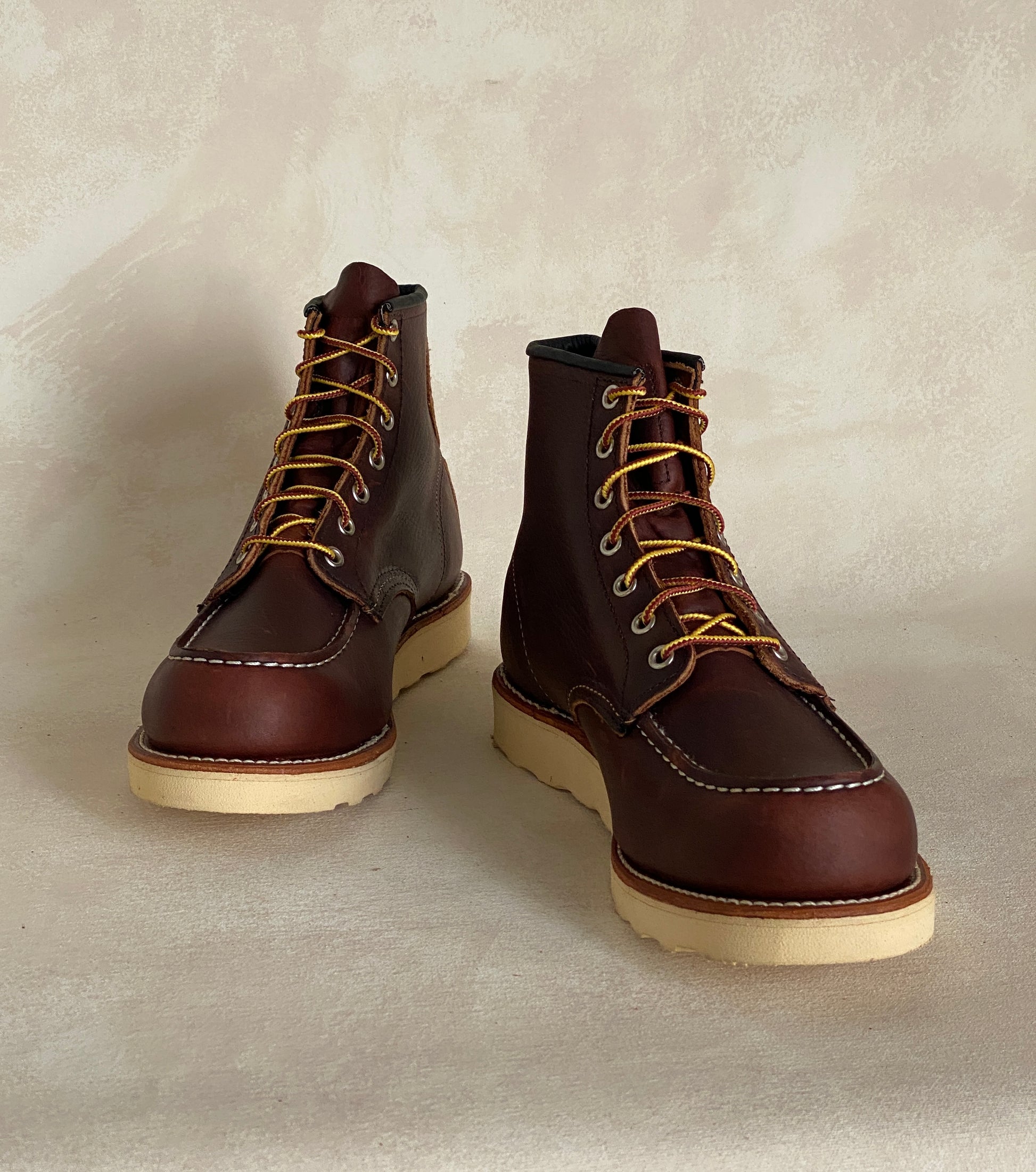 Size 9.5D RW 8138 Moc Toe Boots Made in USA (Seconds) - USA Vintage Bcn