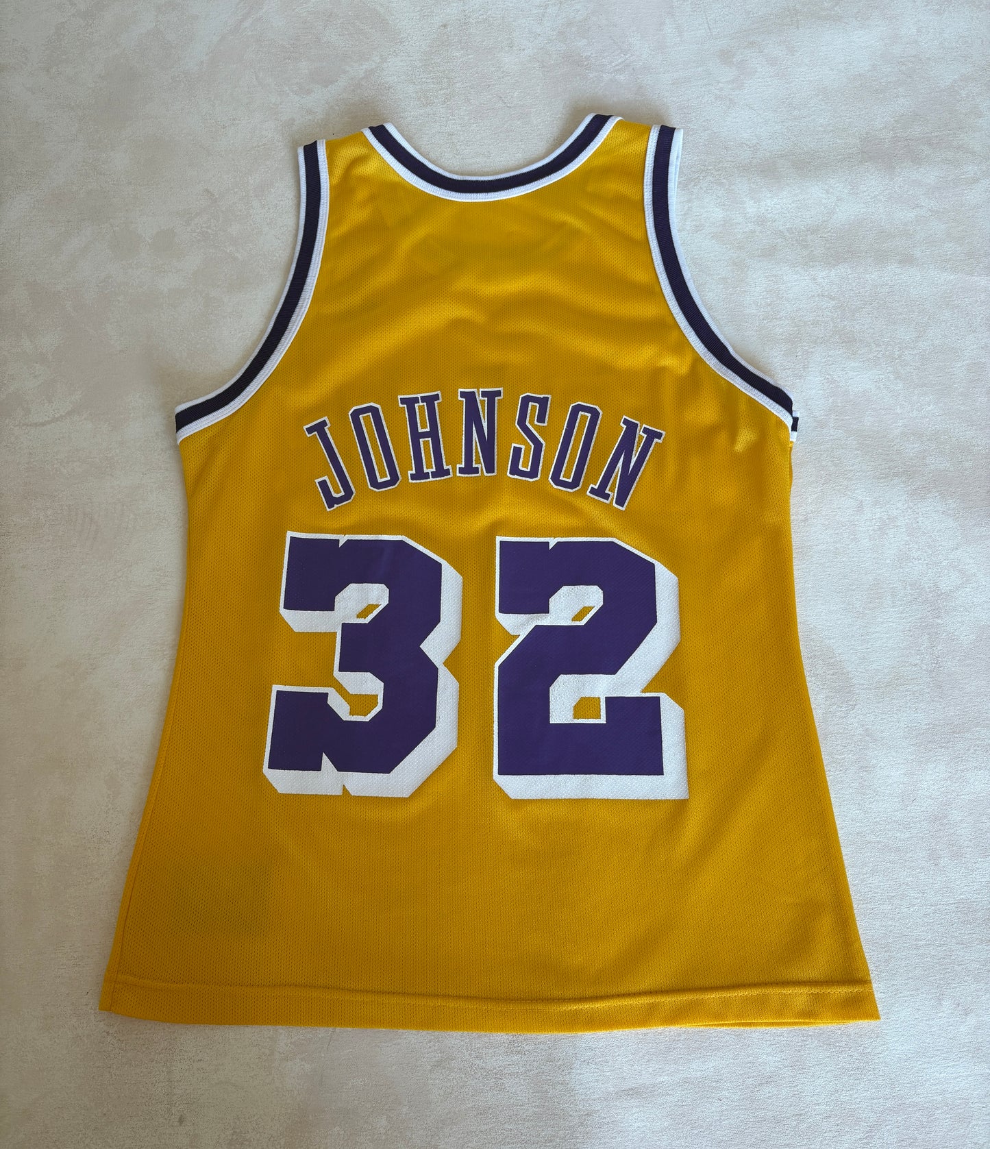 Champion LA Lakers #32 Magic Johnson Jersey Size 40 Gold Mesh Vintage 90s NBA