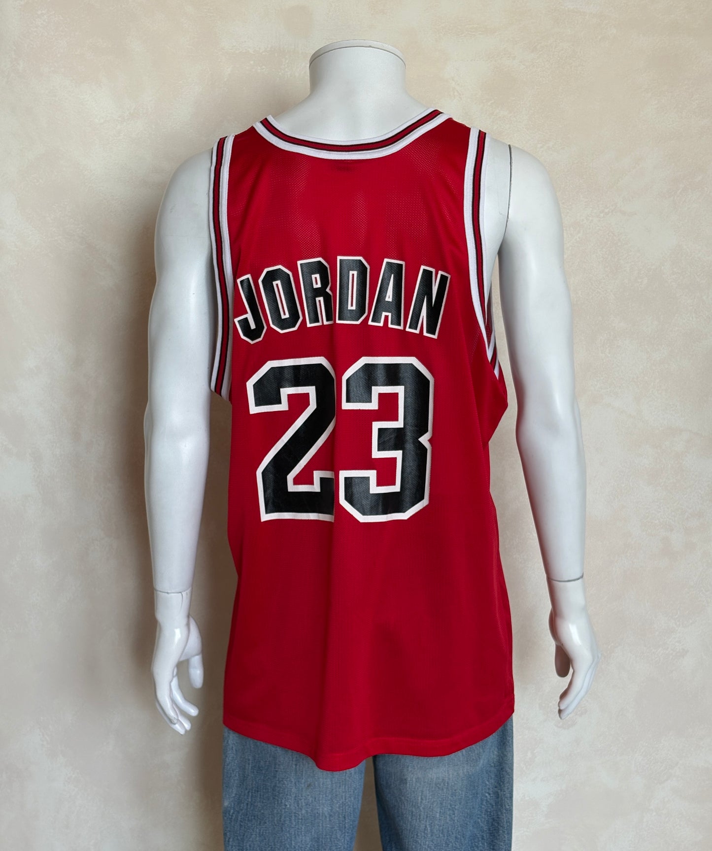 Champion Chicago Bulls Michael Jordan #23 Jersey Size 48 Red Mesh 90s NBA Road Jersey