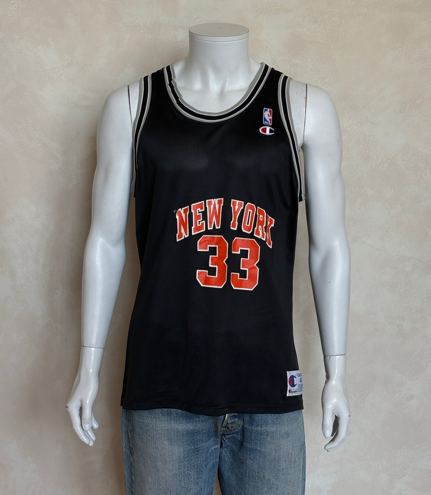 Champion Spurs Dennis Rodman #10 Jersey Size 44 Black Altered Front 90s NBA Made in USA