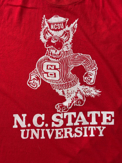 Vintage 80s NC State University T-Shirt – Size M – Red Wolfpack Mascot Graphic Tee – Made in USA-AJ357 Studio