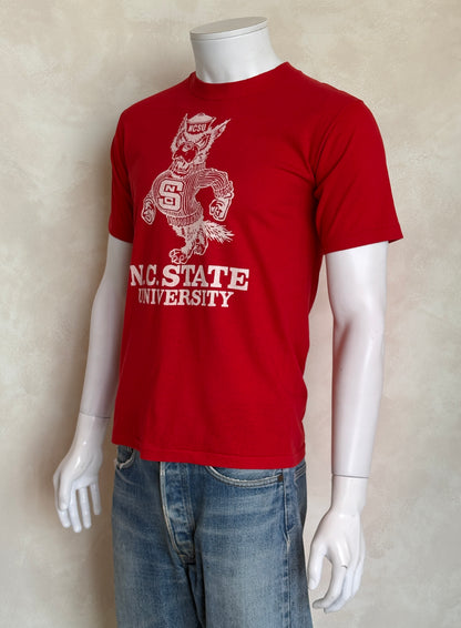 Vintage 80s NC State University T-Shirt – Size M – Red Wolfpack Mascot Graphic Tee – Made in USA-AJ357 Studio