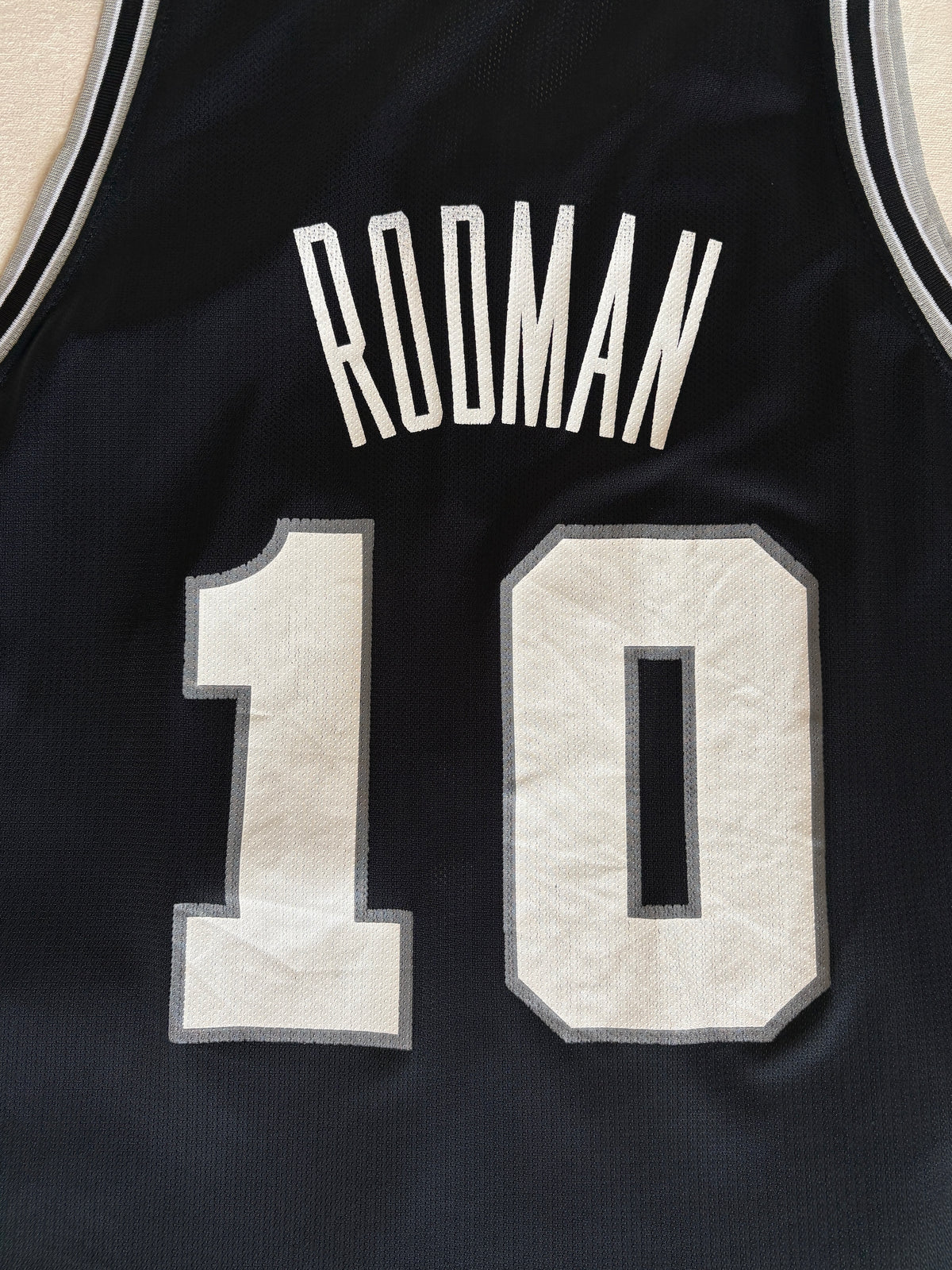 Champion Spurs Dennis Rodman #10 Jersey Size 44 Black Altered Front 90s NBA Made in USA-AJ357 Studio