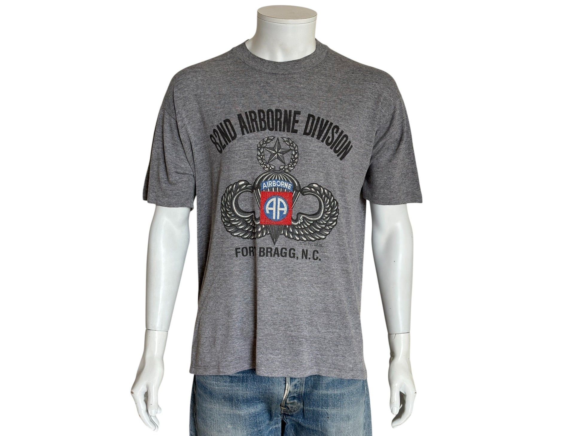 82nd airborne t-shirt, vintage military tee, fort bragg shirt, 1991 graphic tee, jump wings shirt, army patch shirt, v