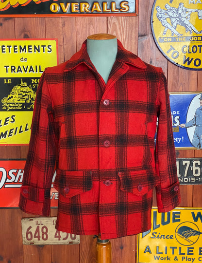 Size Small. Vintage 1940s Sears Roebuck plaid wool hunting jacket-AJ357 Studio