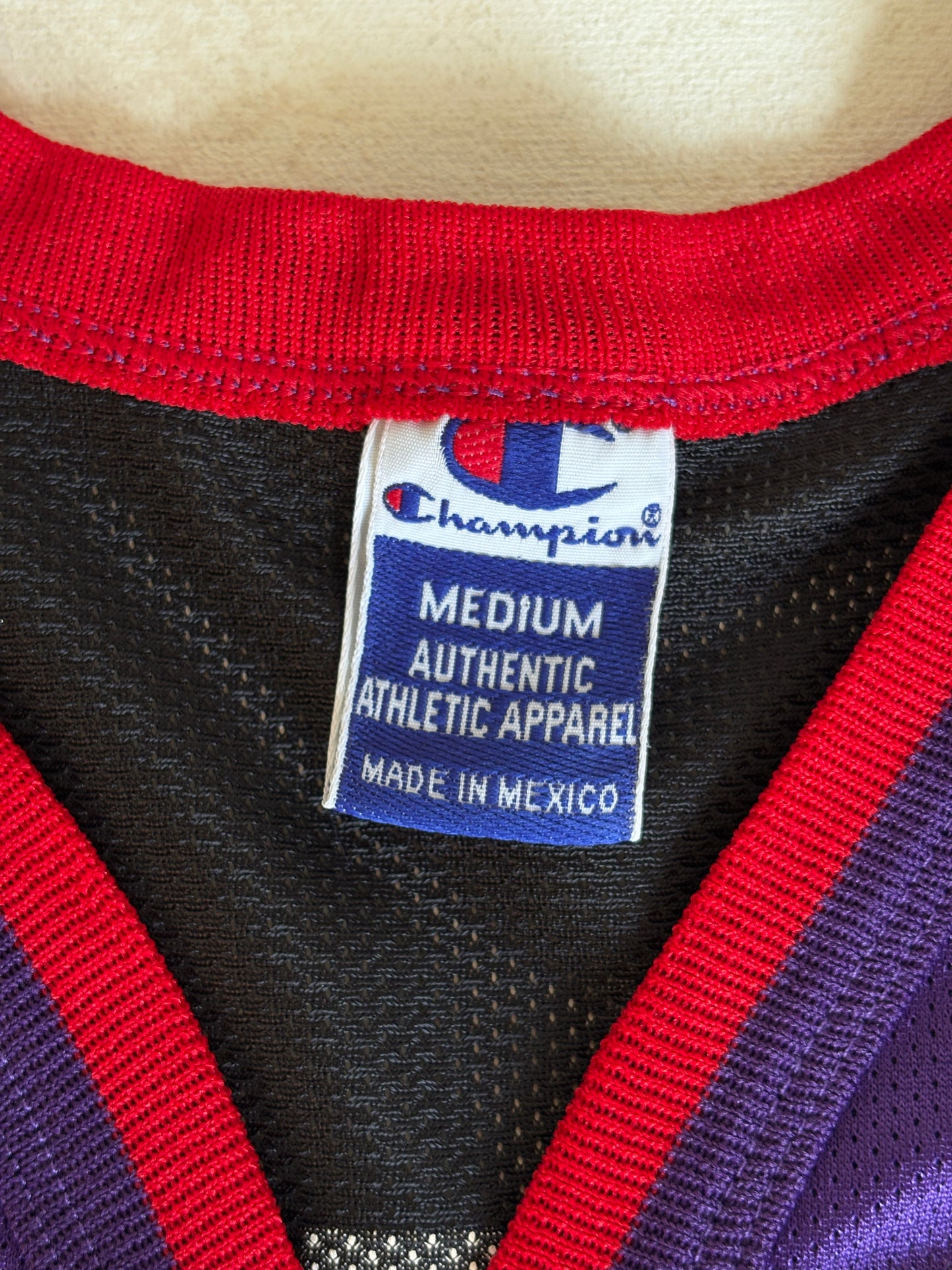 Champion LA Lakers #32 Magic Johnson Jersey Size 40 Gold Mesh Vintage 90s NBA