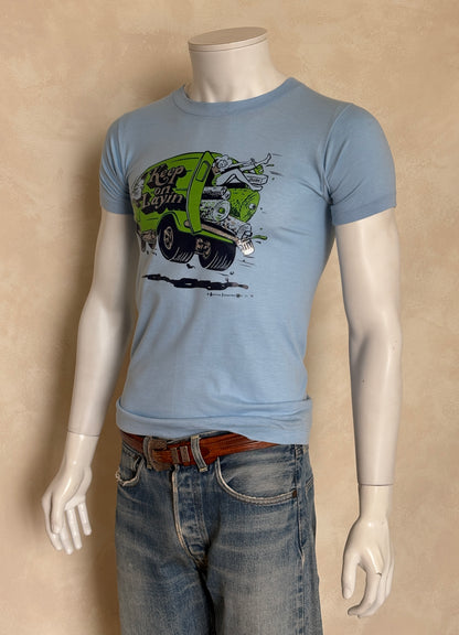 Vintage 1978 ‘Keep on Layin’ tee – wild 70s van graphic with cheeky carpet installer humor. Small-AJ357 Studio