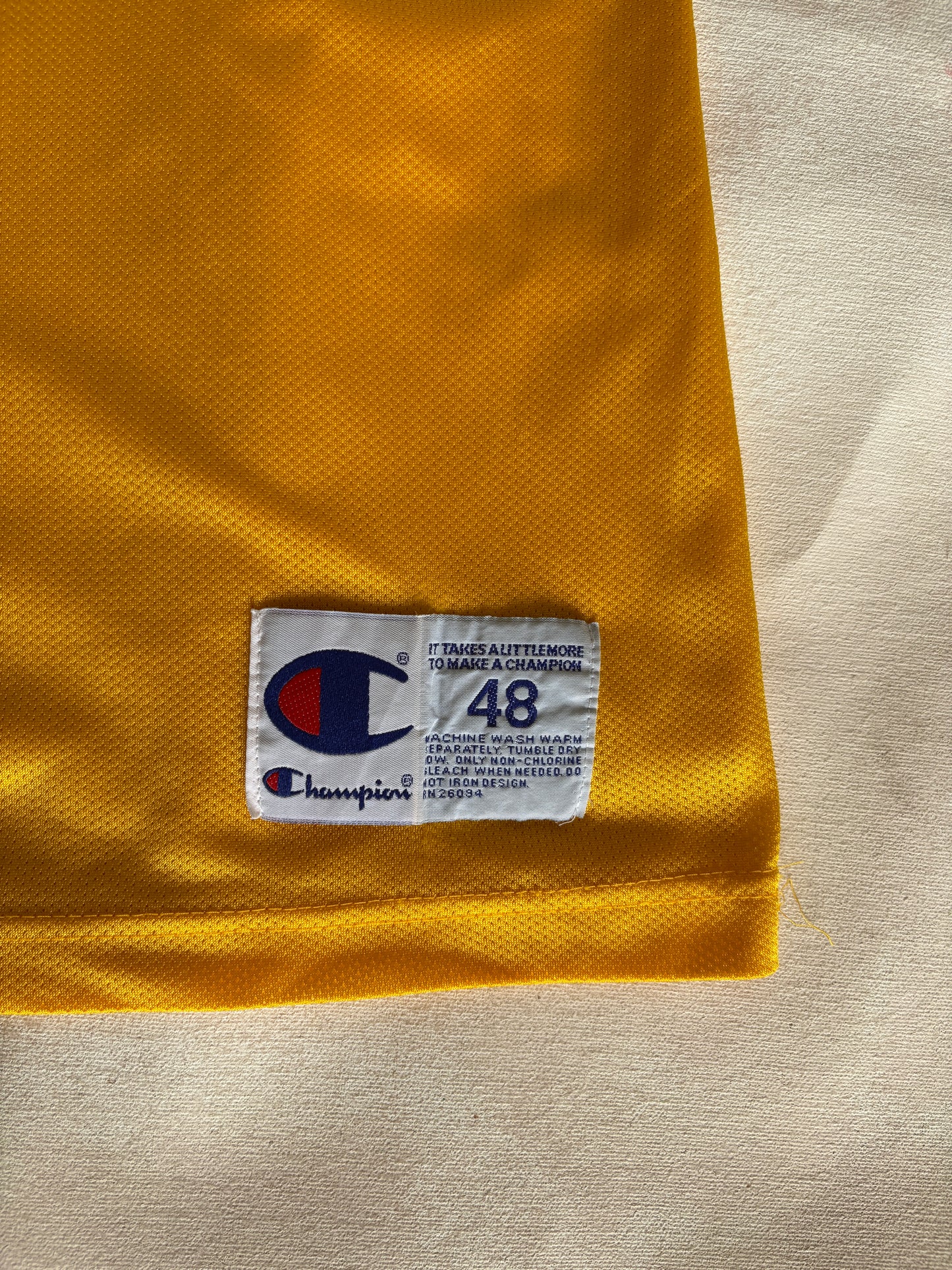 Champion LA Lakers #9 Van Exel Jersey Size 48 Gold Mesh Vintage 90s NBA