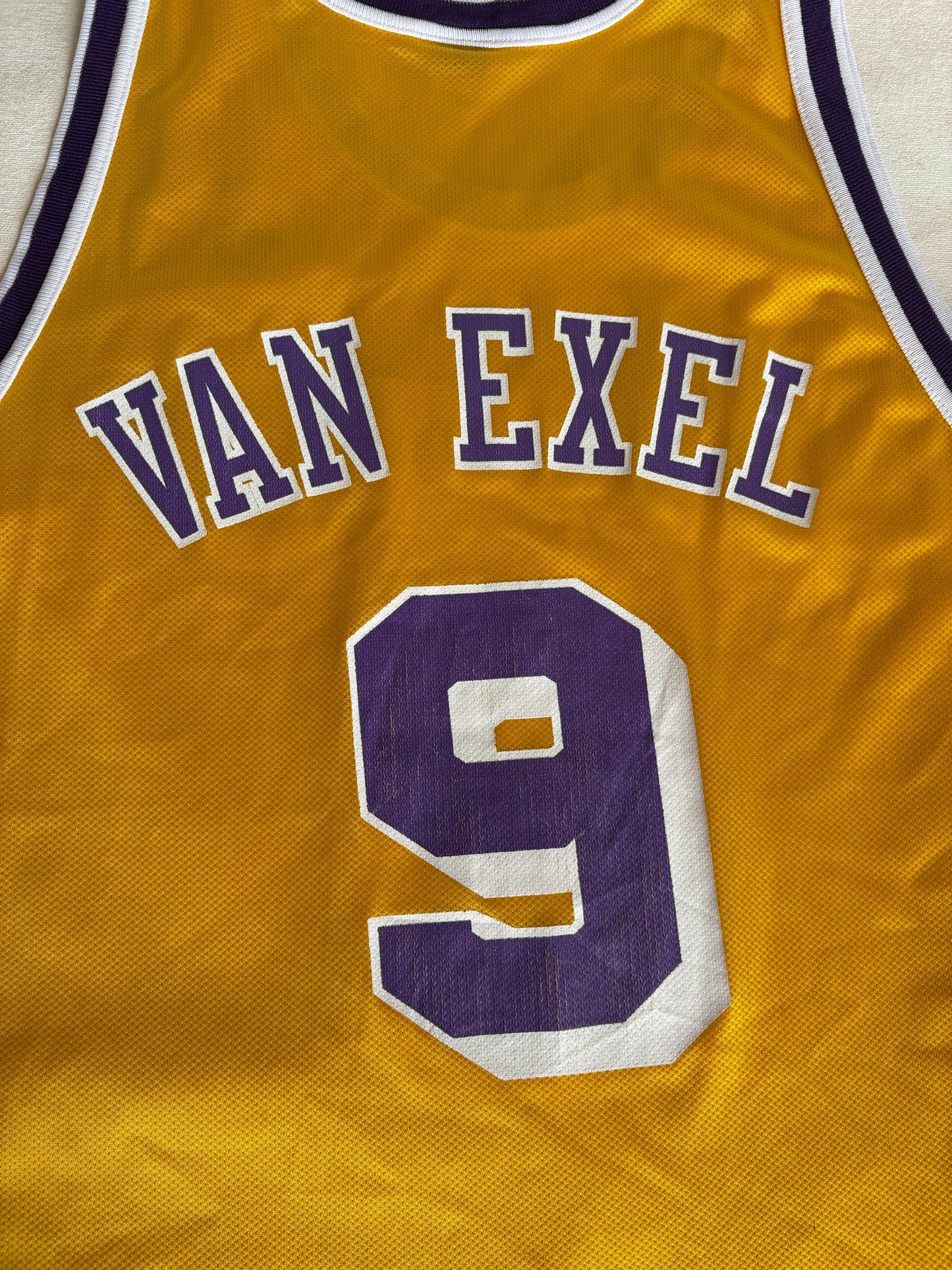 Champion LA Lakers #9 Van Exel Jersey Size 48 Gold Mesh Vintage 90s NBA