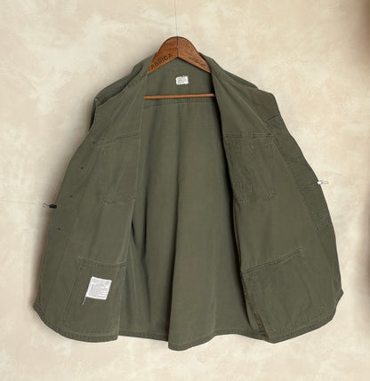 Med Reg. Authentic 1969 US Army vintage Vietnam jungle jacket. Military