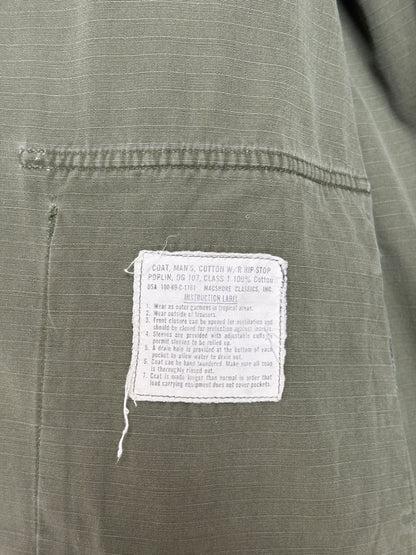 Med Reg. Authentic 1969 US Army vintage Vietnam jungle jacket. Military