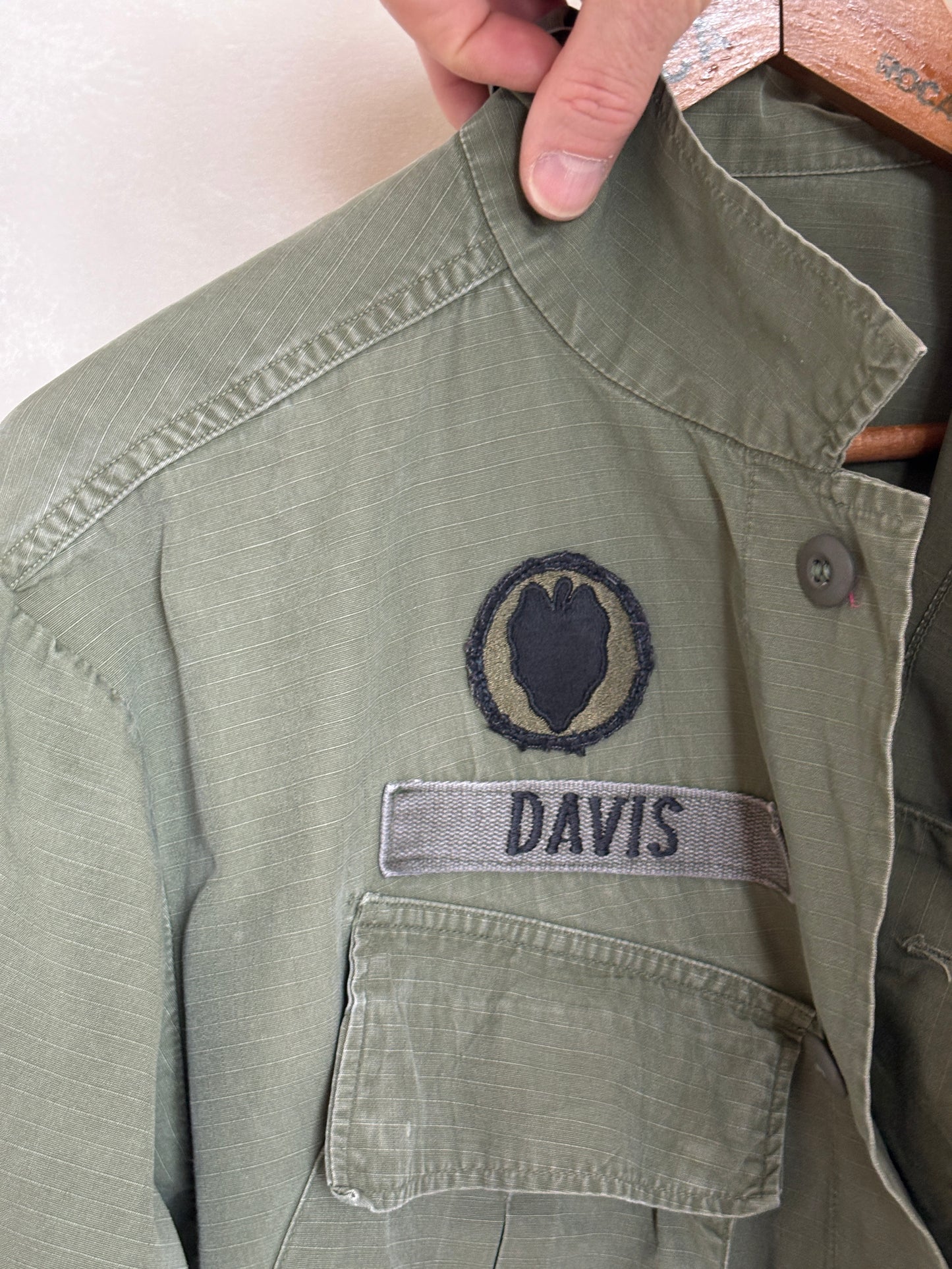 Med Reg. Authentic 1970 US Army Vintage Vietnam jungle jacket.