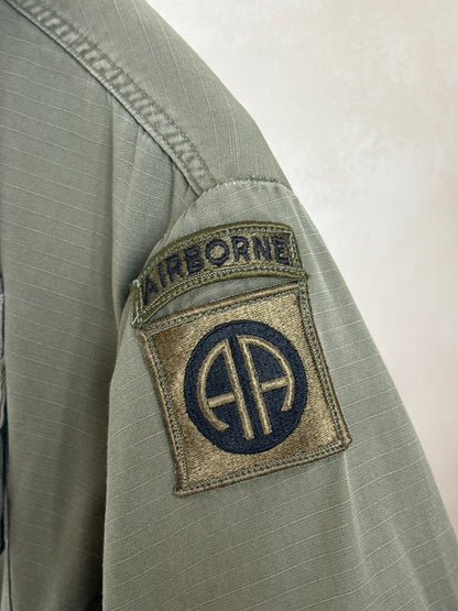 Small Short. Authentic 1970 US Army Vintage Vietnam jungle jacket.