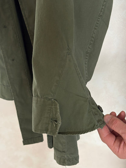 Med Long. Authentic 26th Infantry Division -Yankee Division- 1966 US Army Vintage Vietnam jungle jacket.