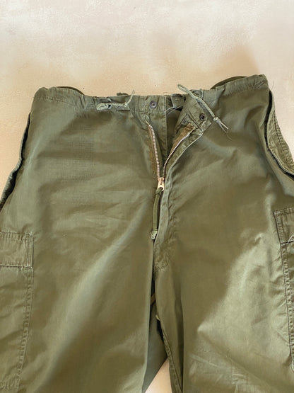 Med Short. Authentic Model 1951 authentic US military arctic shell pants-military-AJ357 Studio
