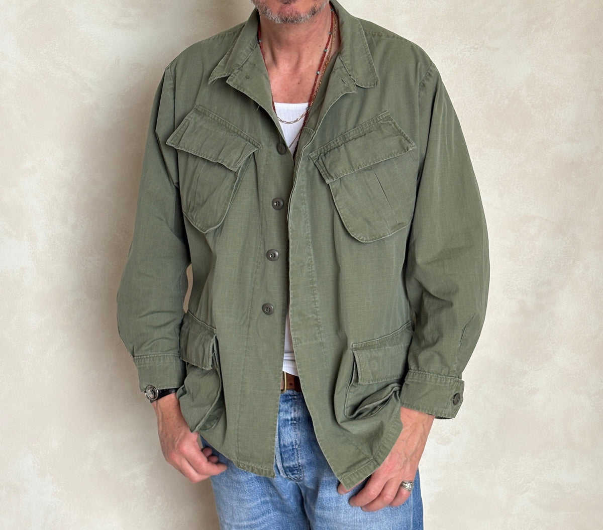 Med Reg. Authentic Third Pattern 1968 US Army Vintage Vietnam jungle jacket.-AJ357 Studio