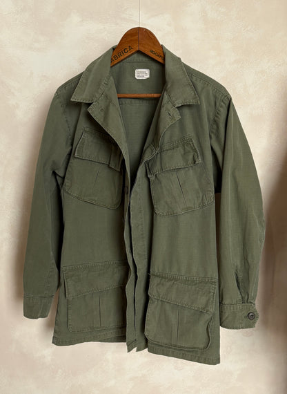 Med Reg. Authentic Third Pattern 1968 US Army Vintage Vietnam jungle jacket.