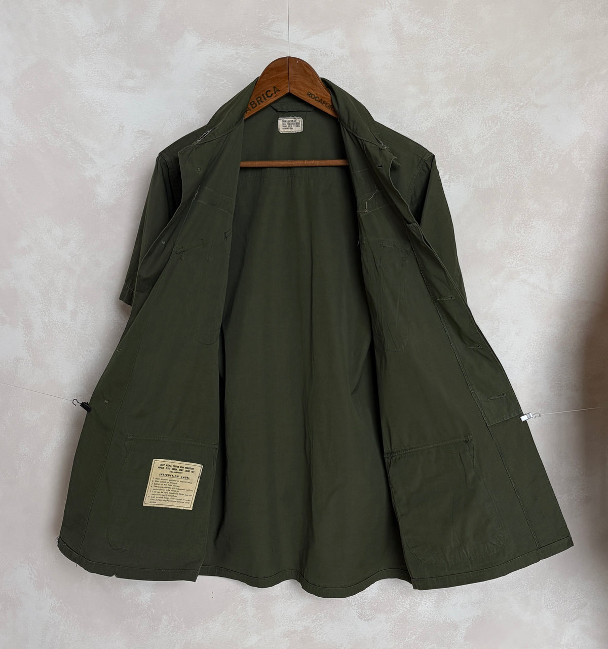 Small Reg. Authentic Third Pattern 1966 US Army Vintage Vietnam jungle jacket.