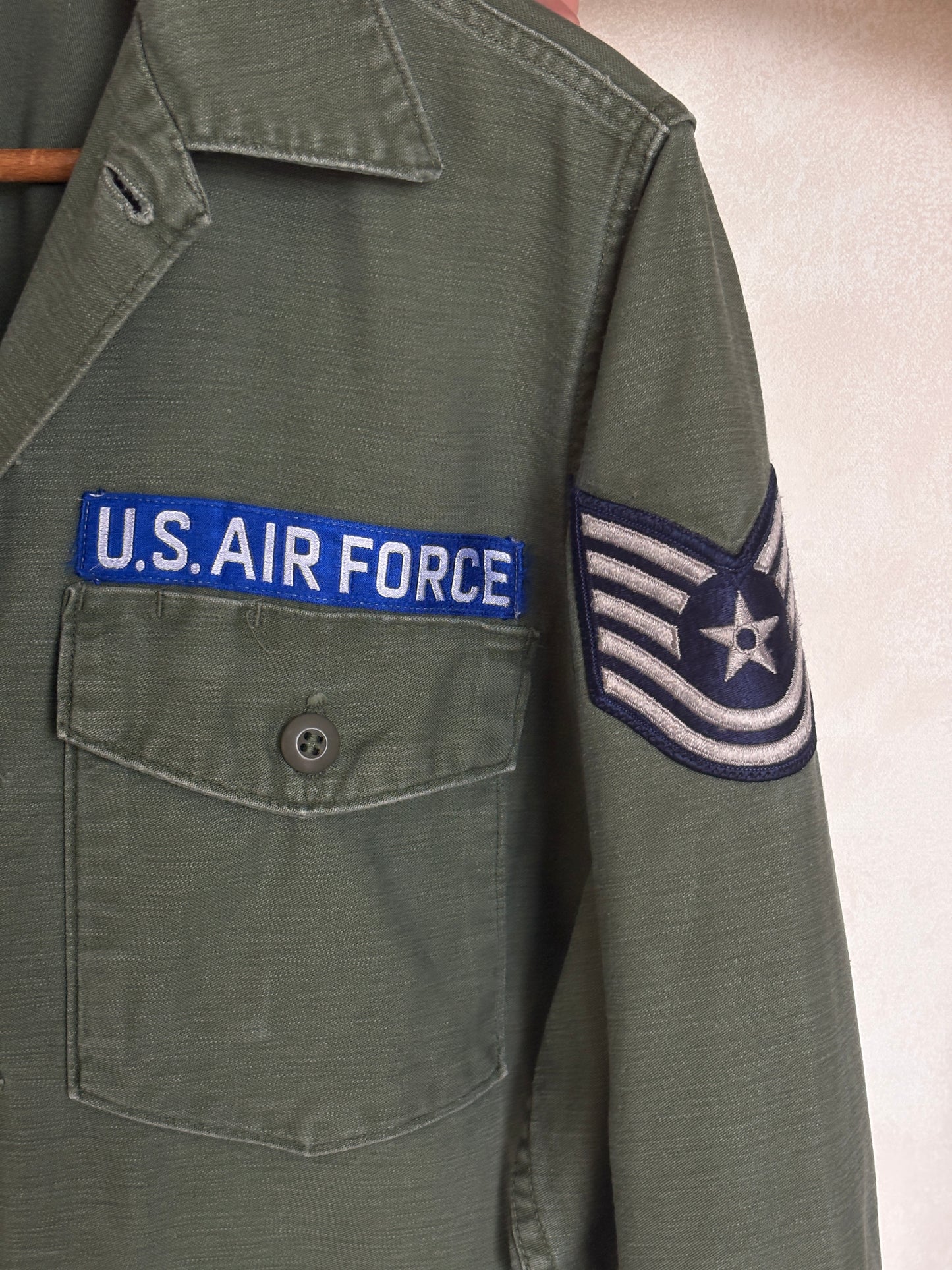 Med. Authentic 1966 Vintage U.S. Air Force OG-107 Utility Shirt