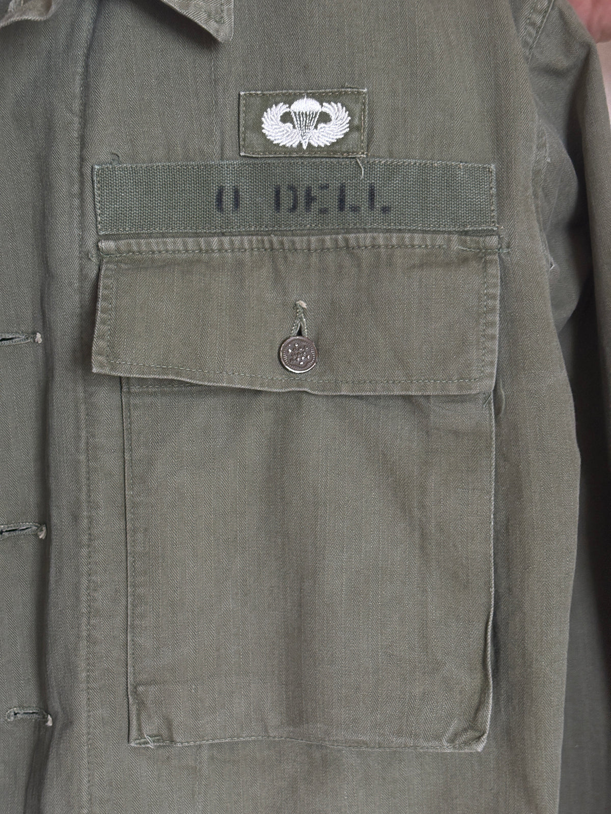 Med/L .Vintage WW2 US Army 2nd Pattern HBT 13 Stars Button Combat Shirt/Jacket-AJ357 Studio