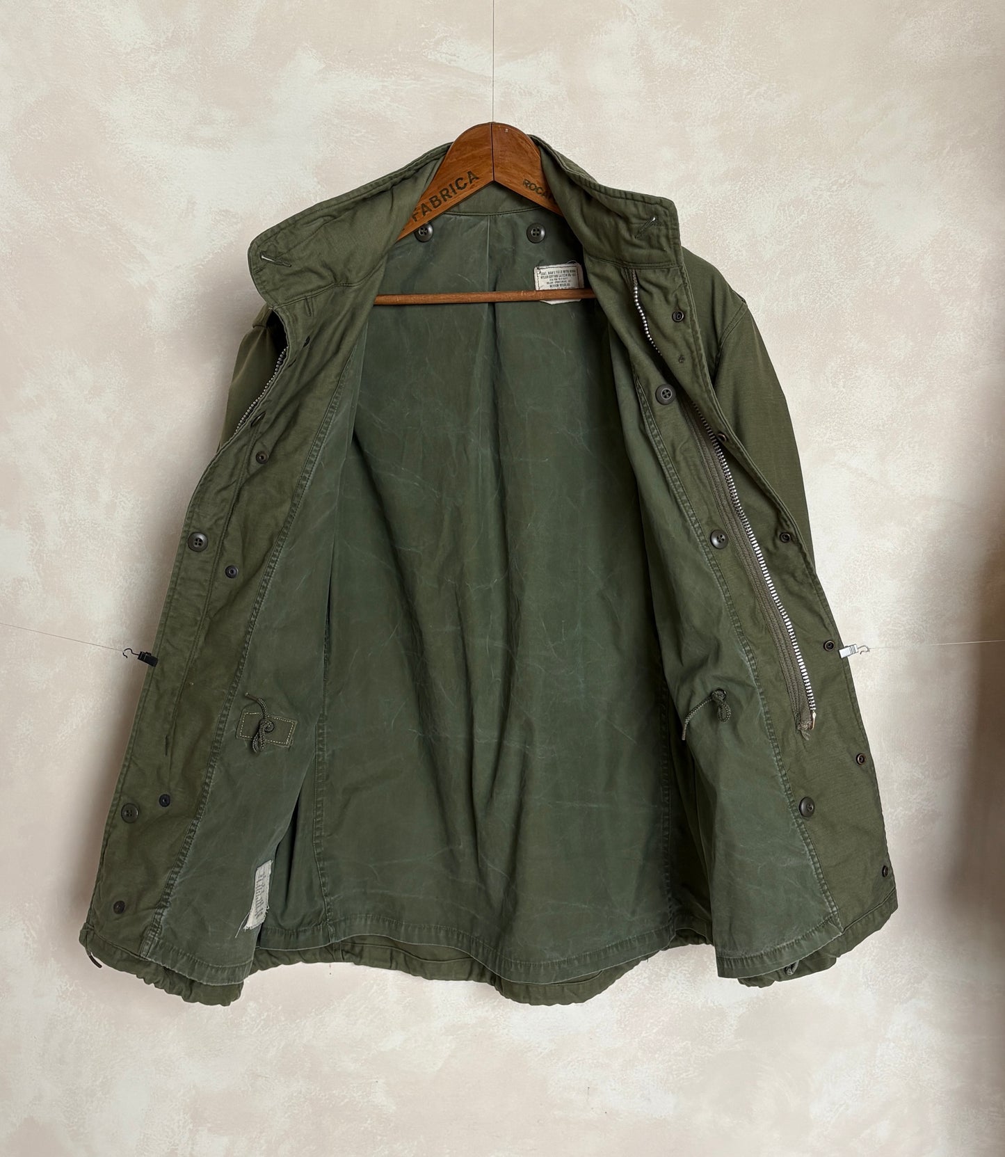 Size Med Reg. Authentic 1970 M-65 US Army Field Jacket | OG-107 Military Issue