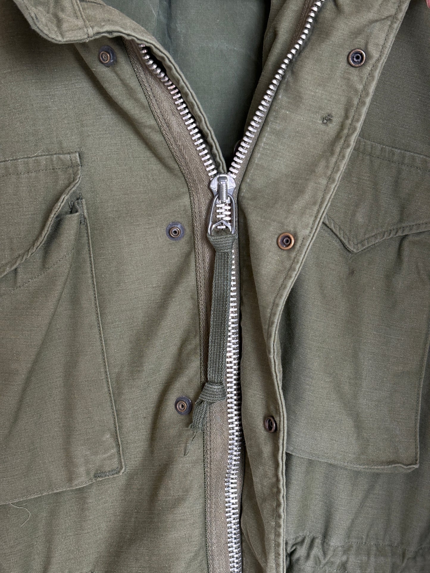 Size Med Reg. Authentic 1970 M-65 US Army Field Jacket | OG-107 Military Issue