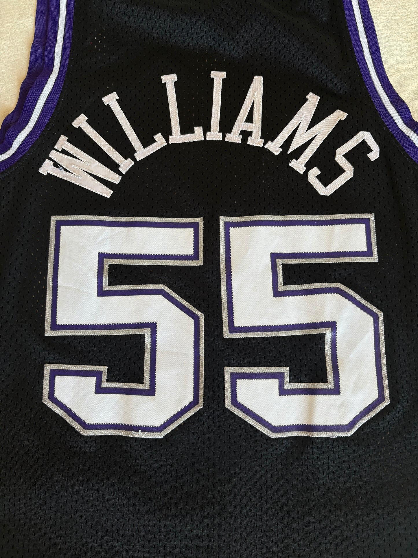 XL. Nike Sacramento Kings Jason Williams No. 55 Black Mesh 2000s NBA Vintage Stitched Logo