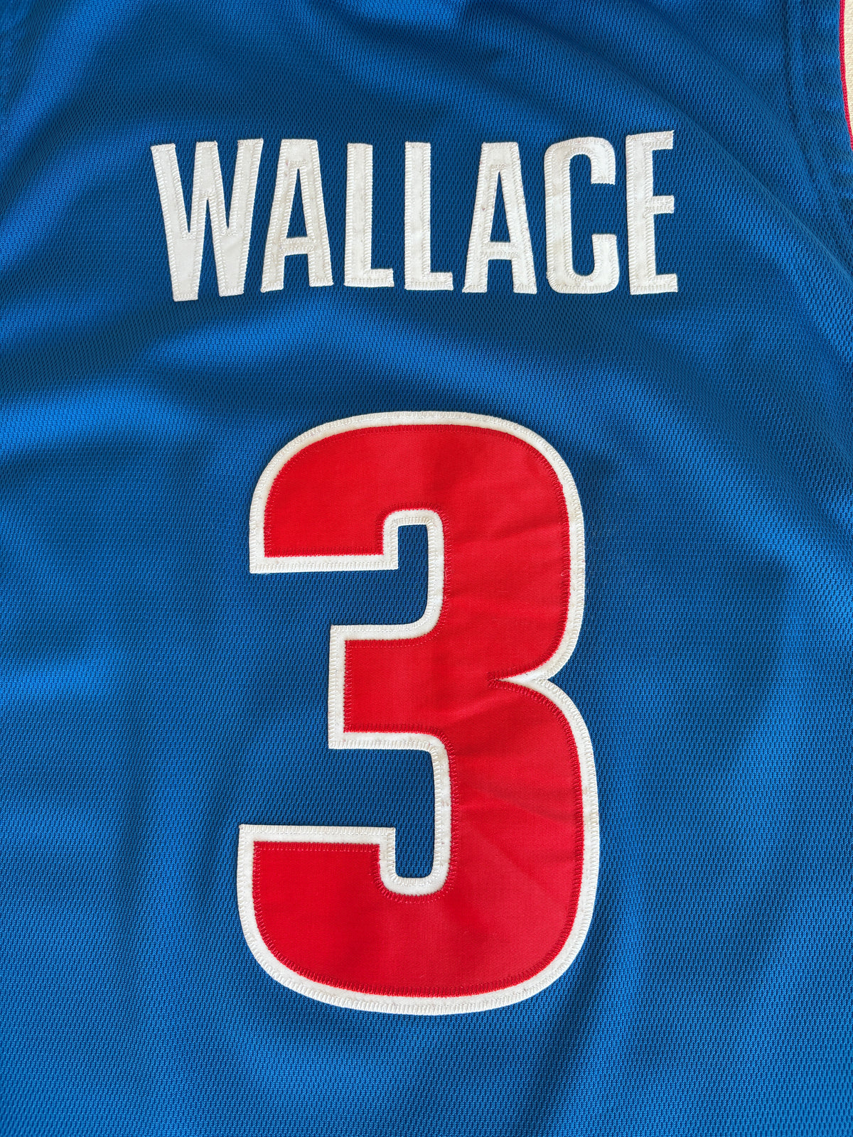 Nike Detroit Pistons Ben Wallace No. 3 Jersey Size 56/3XL Blue Dri-Fit 2000s NBA Vintage