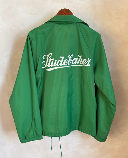 Size Med. Vintage 80s Green windbreaker Made in USA-AJ357 Studio
