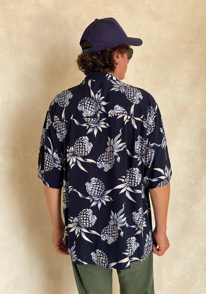 Size Large. Vintage 90s Hawaiian shirt-AJ357 Studio