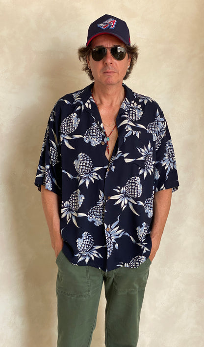 Size Large. Vintage 90s Hawaiian shirt-AJ357 Studio