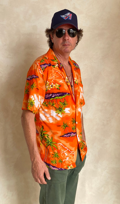 Size Small. Vintage 90s Hawaiian shirt-AJ357 Studio