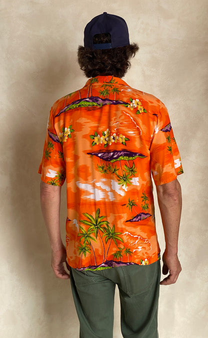 Size Small. Vintage 90s Hawaiian shirt-AJ357 Studio