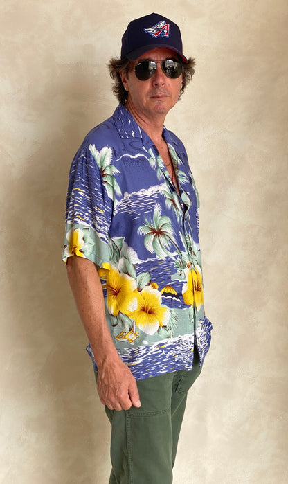 Size Large. Vintage 90s Hawaiian shirt-AJ357 Studio