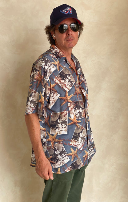 Size Large. Vintage 90s Hawaiian shirt-AJ357 Studio