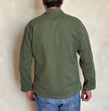 Med. Authentic 60s Vintage U.S. Army 1st Infantry Division OG-107 Utility Shirt