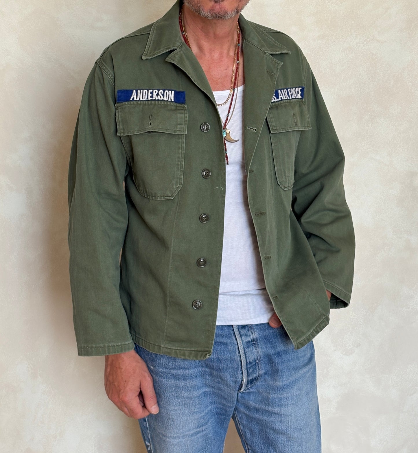 Med. Authentic 60s Vintage U.S. Army 1st Infantry Division OG-107 Utility Shirt